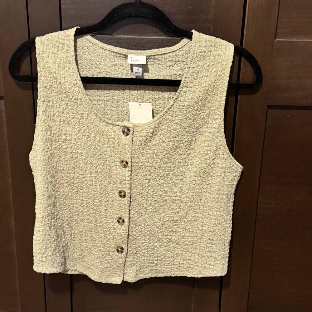A New Day Womens Light Green Crinkle Button Front Cropped Vest Top Size M NWT